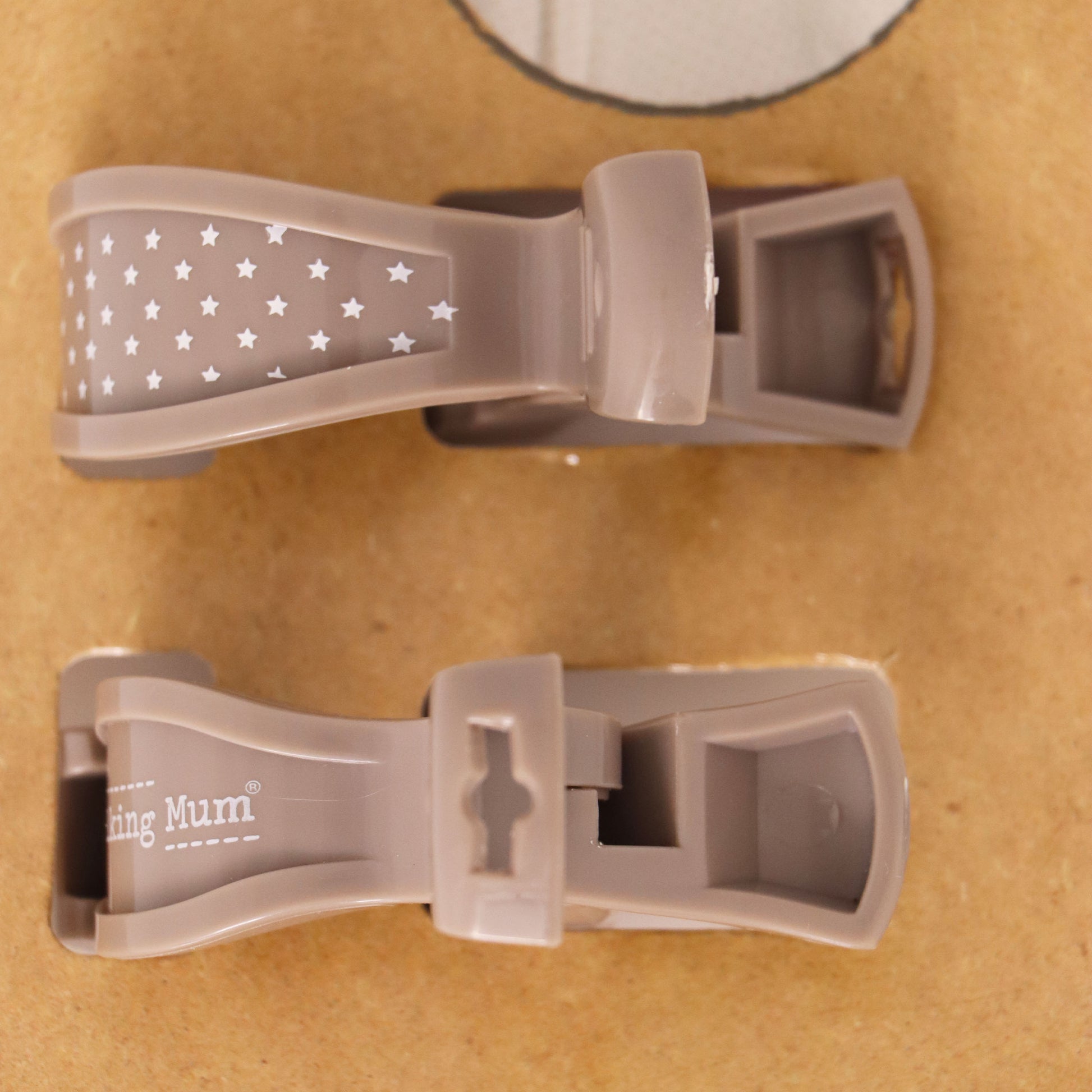 Pasito A Pasito Walking Mum Grey Stroller Plastic Muslin Clip