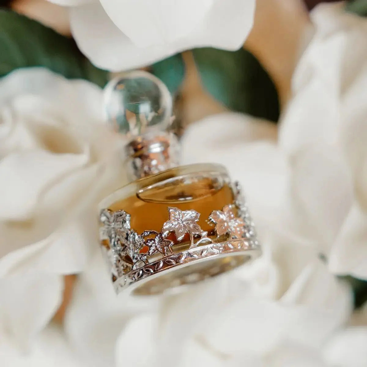 Swiss Arabian Oud Malaki Concentrated Perfume Oil with Saffron Rose