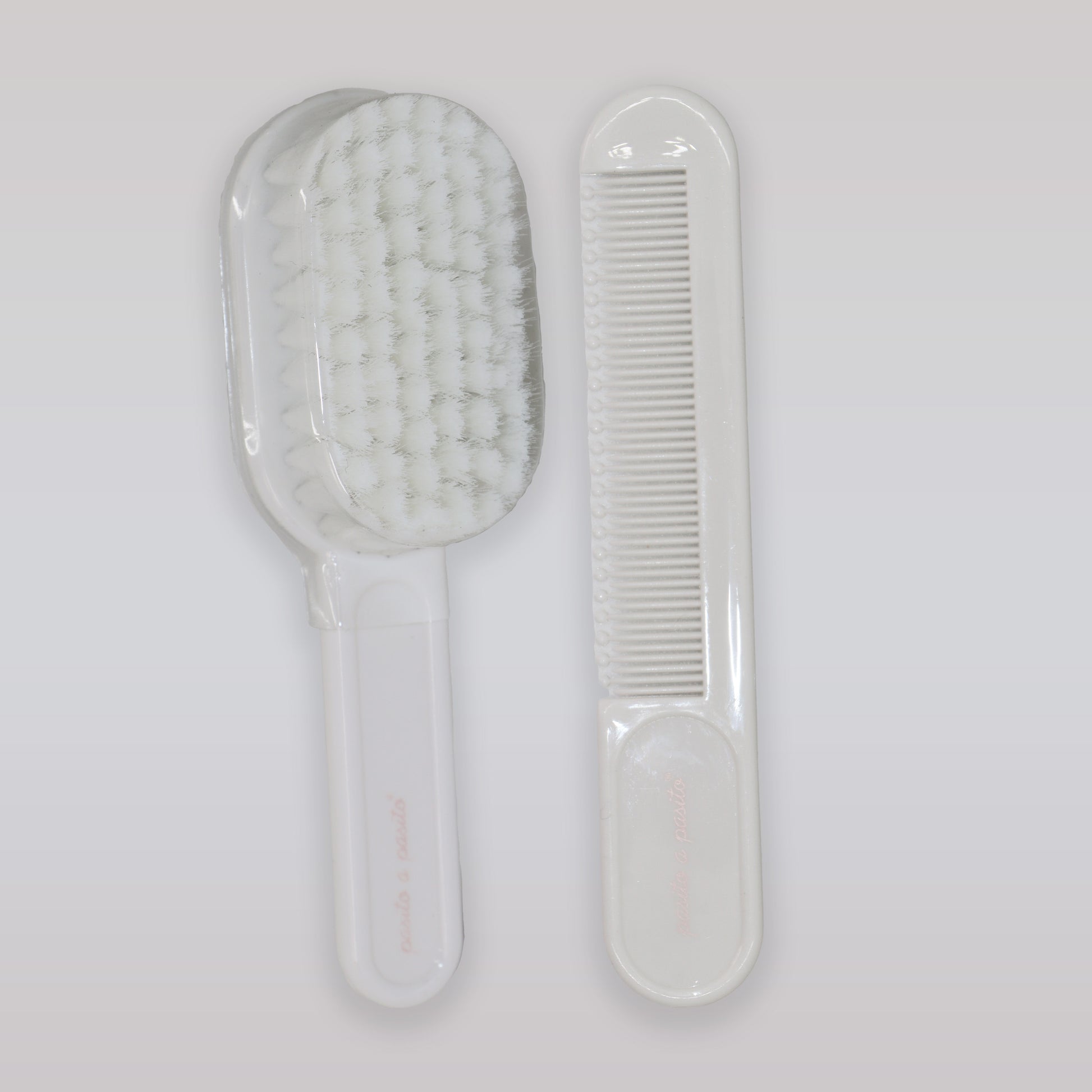 Pasito a Pasito Soft Pink Baby Brush and Comb Set
