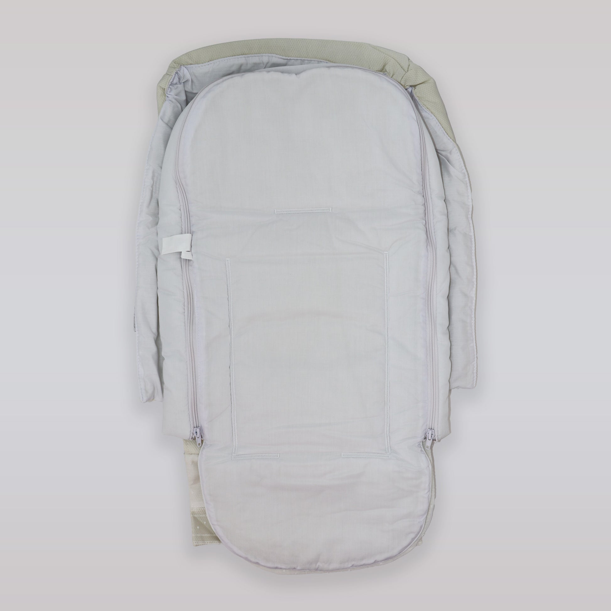 Pasito a Pasito Universal Pram Sleeping Set in Soft Beige