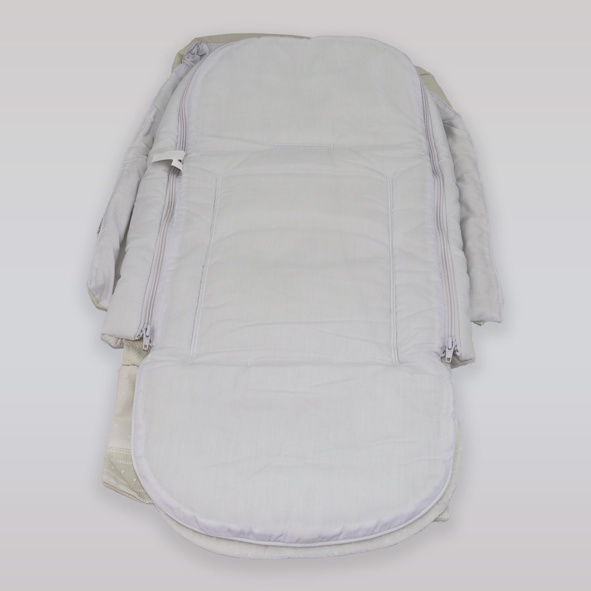 Pasito a Pasito Universal Pram Sleeping Set in Soft Beige