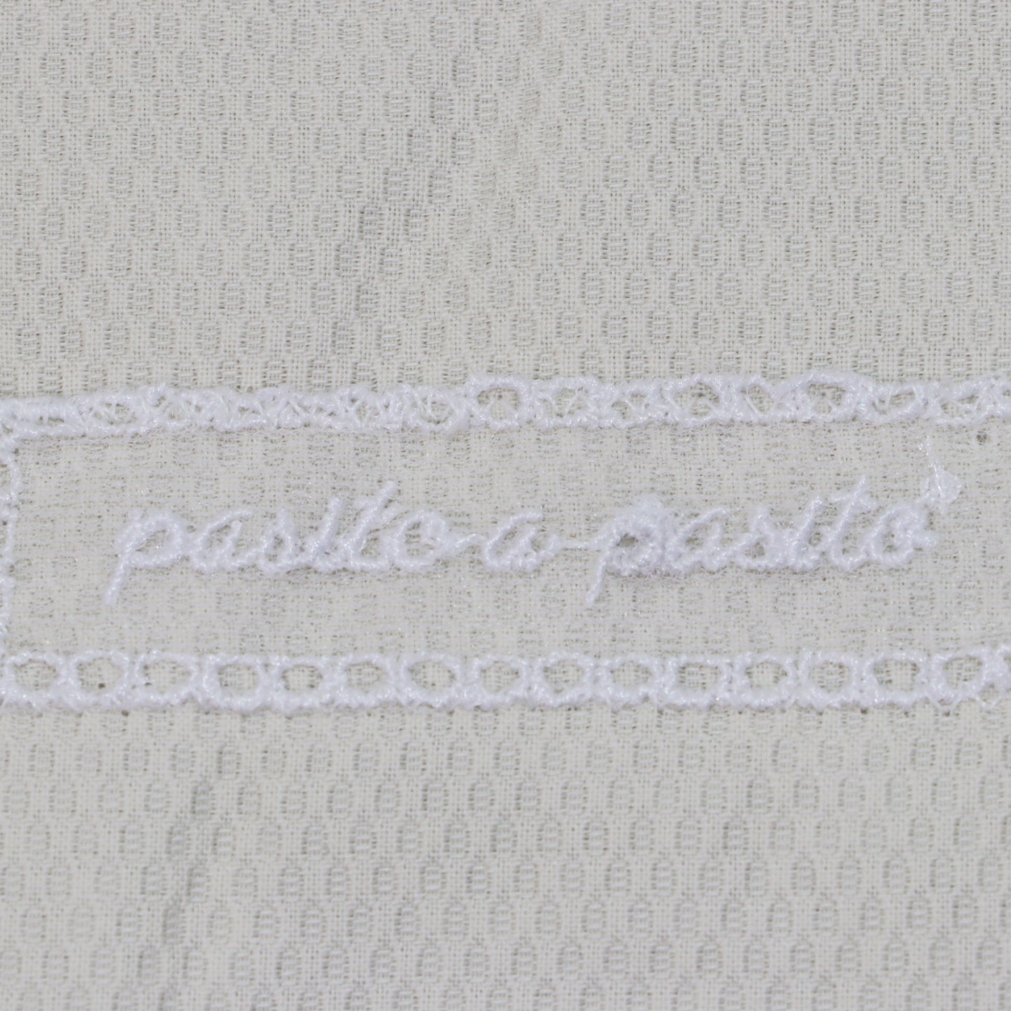 Pasito a Pasito Universal Pram Sleeping Set in Soft Beige
